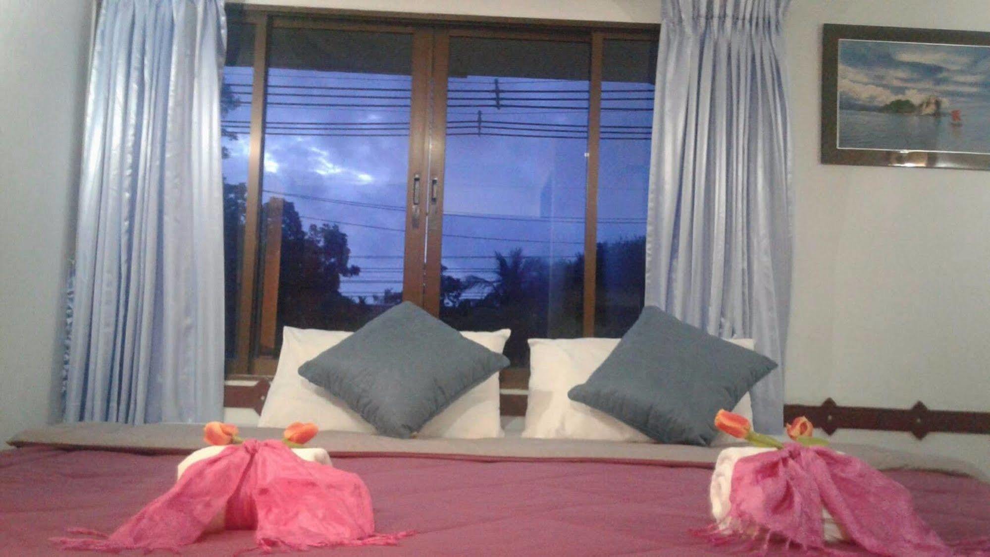Khaolak Traveller Lodge Khao Lak Bagian luar foto